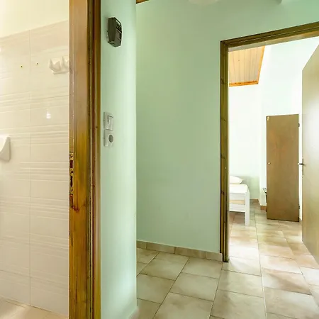 Апартаменты Old Boat